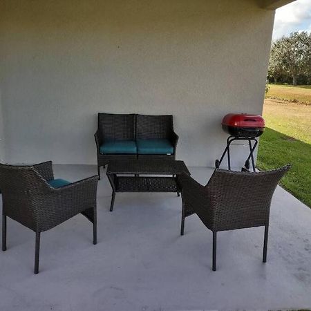 Cozy 3Bed 2Bath Near Mets Stadium/Beach Port St. Lucie ภายนอก รูปภาพ